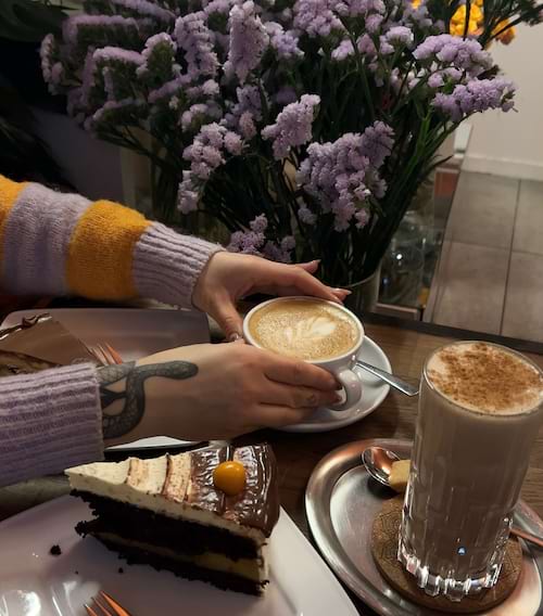 Kaffee & Kuchen im Pastel